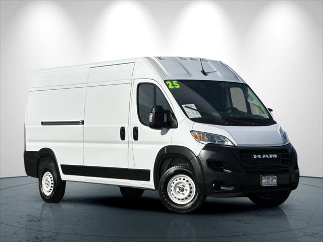 2025 RAM ProMaster 2500 Cargo Van Tradesman High Roof 159 WB w/Pass Seat