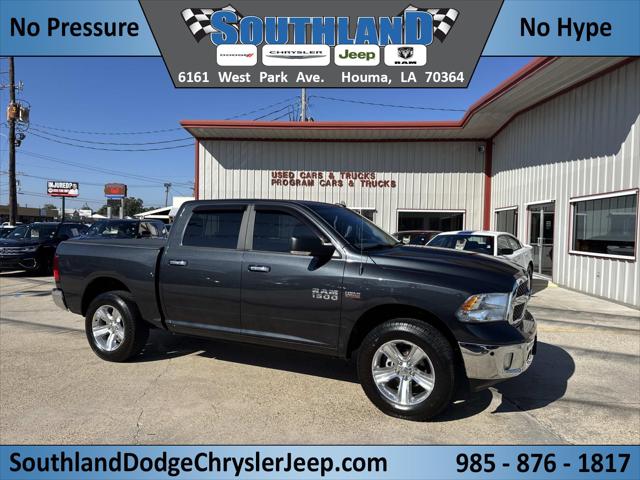 2018 RAM 1500 Big Horn Crew Cab 4x4 57 Box 2018 RAM 1500 Big Horn Crew Cab 4x4 57 Box