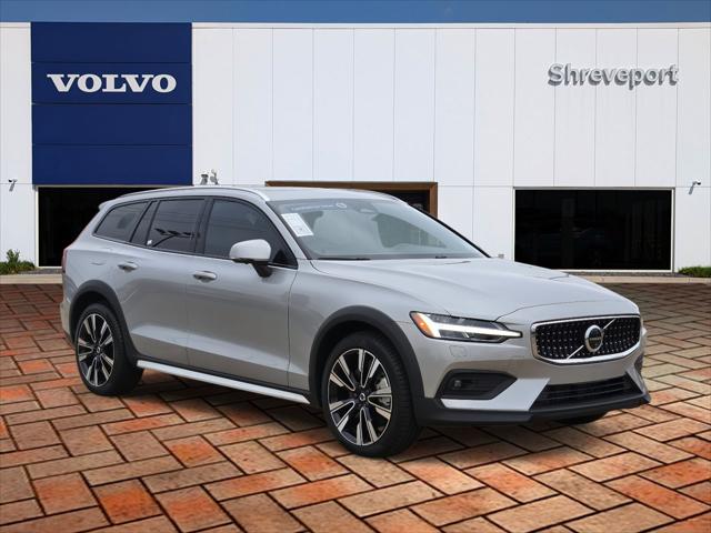 2025 Volvo V60 Cross Country Ultra, B5 AWD Gas (mild hybrid) 2025 Volvo V60 Cross Country Ultra, B5 AWD Gas (mild hybrid)