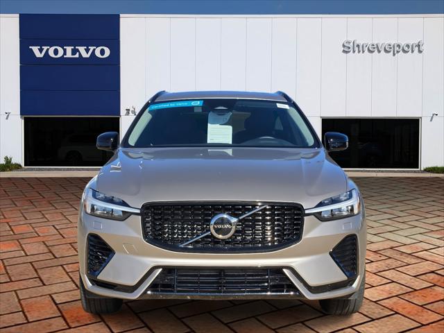 2025 Volvo XC60 Plug-In Hybrid Core, T8 AWD Electric/Gasoline, Dark