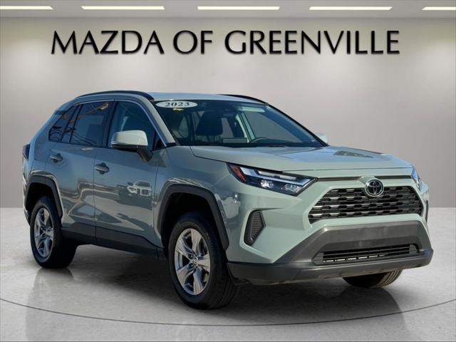 2023 Toyota RAV4 XLE