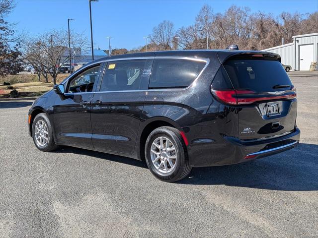 2024 Chrysler Pacifica Touring L 2024 Chrysler Pacifica Touring L