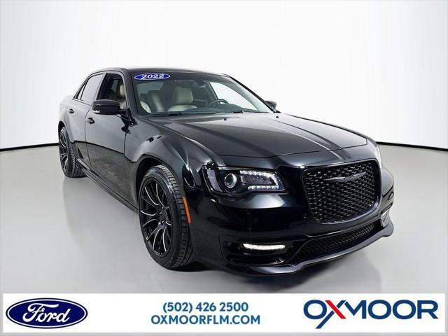 2022 Chrysler 300 Touring L