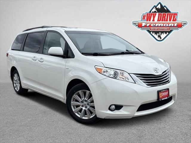2017 Toyota Sienna XLE Premium 7 Passenger 2017 Toyota Sienna XLE Premium 7 Passenger