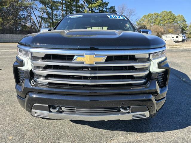 2025 Chevrolet Silverado 1500 4WD Crew Cab Short Bed High Country