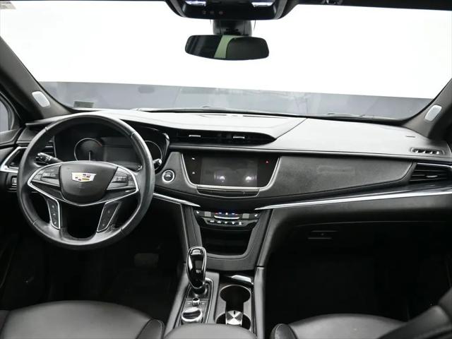 2024 Cadillac XT5 FWD Premium Luxury