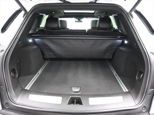 2024 Cadillac XT5 FWD Premium Luxury