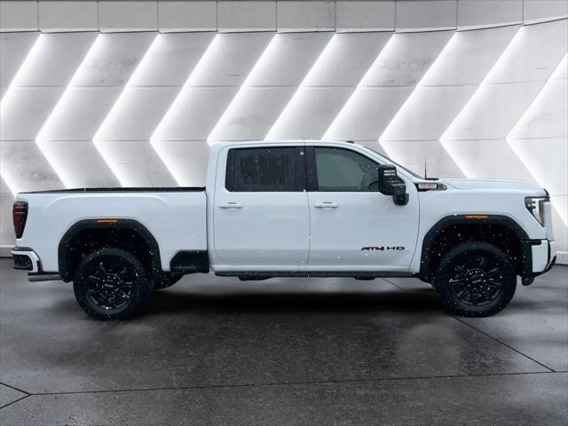 2026 GMC Sierra 2500HD Crew Cab, Standard Bed, AT4, 4WD