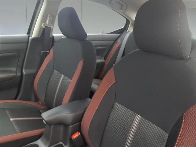 2025 Nissan Versa 1.6 SR