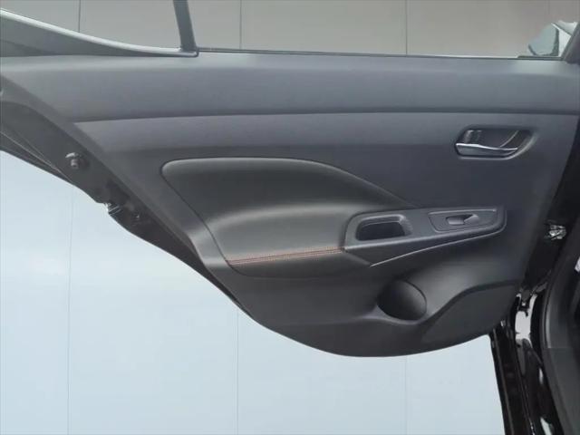 2025 Nissan Versa 1.6 SR