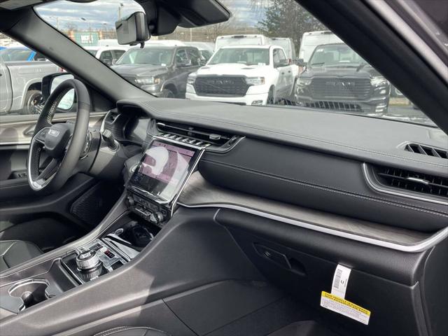 2025 Jeep Grand Cherokee L Limited 4x4