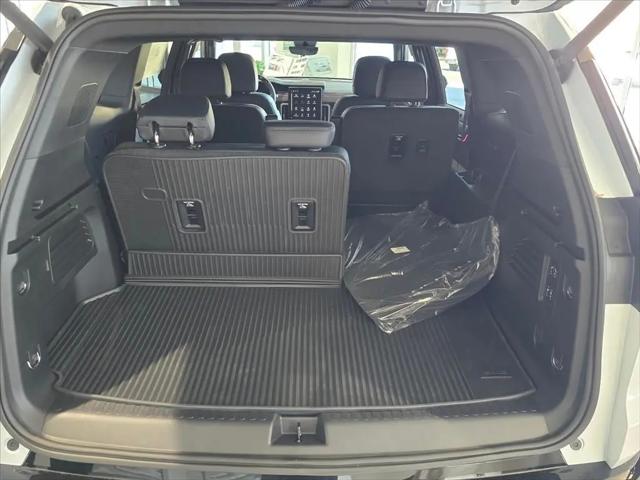 2026 GMC Acadia Denali FWD