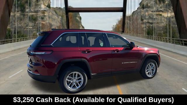 2025 Jeep Grand Cherokee Laredo X 4x2