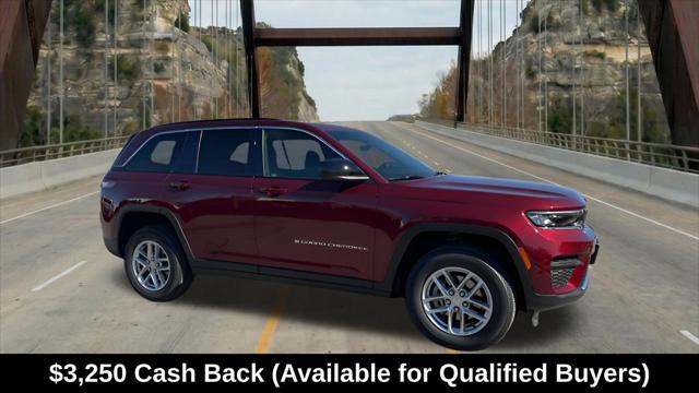 2025 Jeep Grand Cherokee Laredo X 4x2