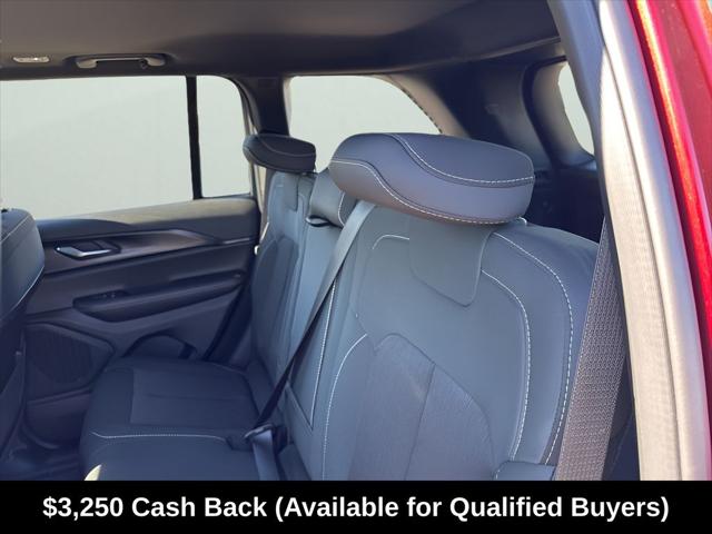 2025 Jeep Grand Cherokee Laredo X 4x2