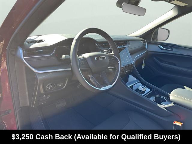 2025 Jeep Grand Cherokee Laredo X 4x2