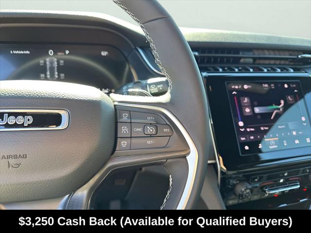 2025 Jeep Grand Cherokee Laredo X 4x2