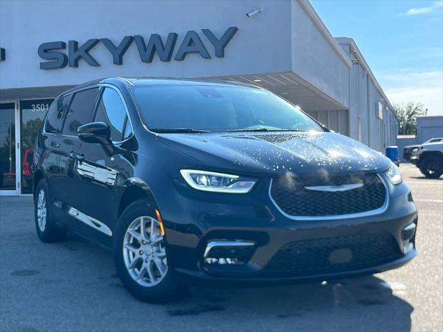 2026 Chrysler Pacifica Select for sale in Ponca City, OK