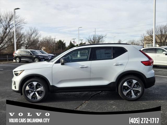2026 Volvo XC40 Plus, B5 AWD Gas (mild hybrid), Dark