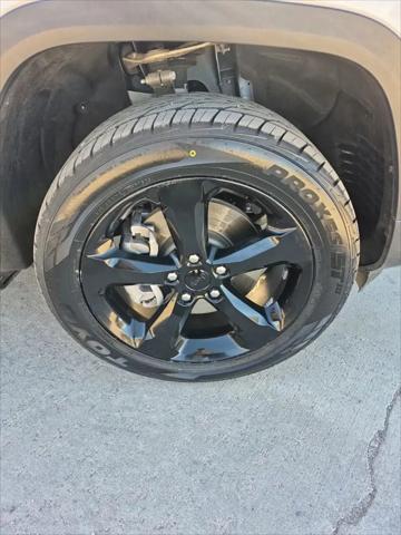 2023 Jeep Grand Cherokee L Altitude 4x4