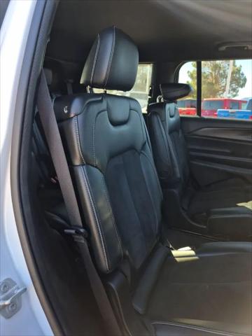 2023 Jeep Grand Cherokee L Altitude 4x4
