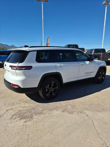 2023 Jeep Grand Cherokee L Altitude 4x4