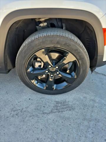 2023 Jeep Grand Cherokee L Altitude 4x4