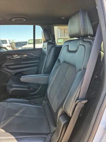 2023 Jeep Grand Cherokee L Altitude 4x4