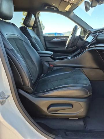 2023 Jeep Grand Cherokee L Altitude 4x4