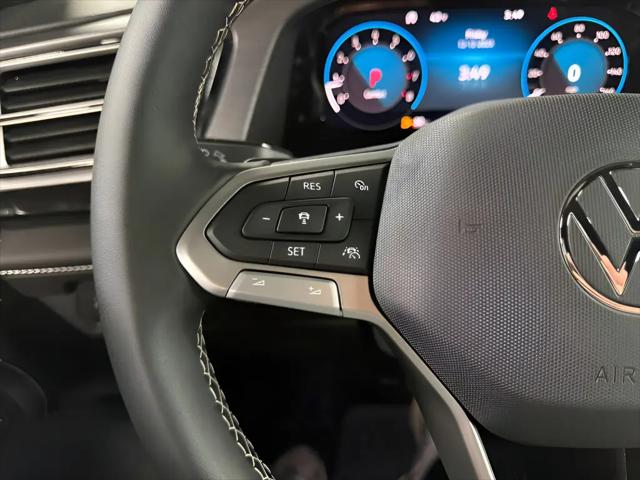 2026 Volkswagen Atlas Cross Sport SE with Technology