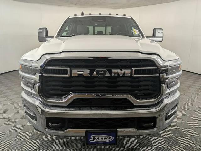 2026 Ram 3500 Tradesman Crew Cab 4x4 8' Box