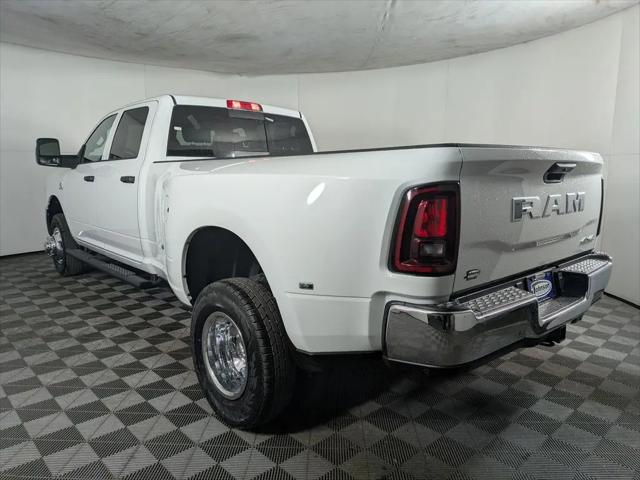2026 Ram 3500 Tradesman Crew Cab 4x4 8' Box
