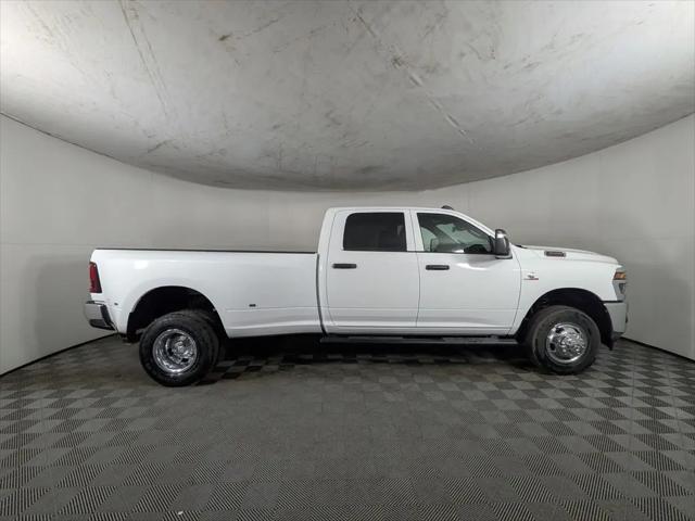 2026 Ram 3500 Tradesman Crew Cab 4x4 8' Box