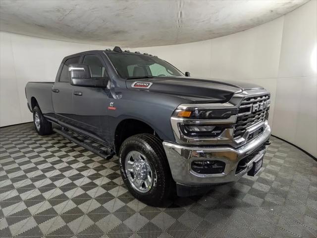 2026 Ram 3500 Tradesman Crew Cab 4x4 8' Box