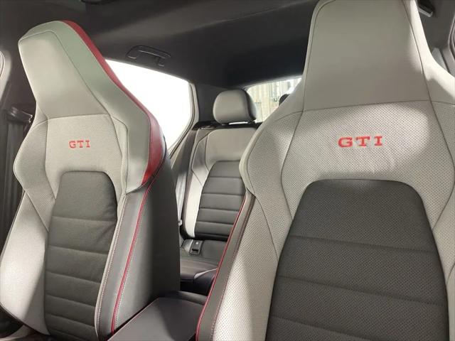 2026 Volkswagen Golf GTI SE