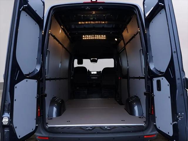 2026 Mercedes-Benz Sprinter 2500 Standard Roof 4-Cyl Diesel HO