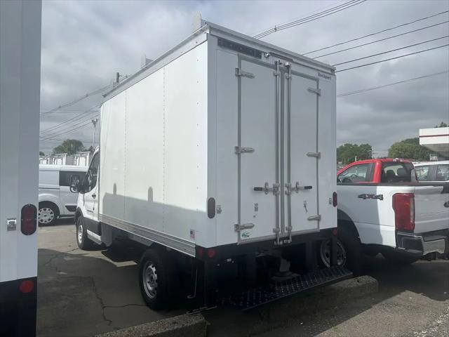 2024 Ford Transit Cutaway T-350
