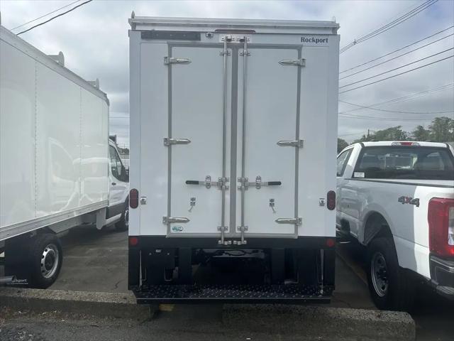 2024 Ford Transit Cutaway T-350