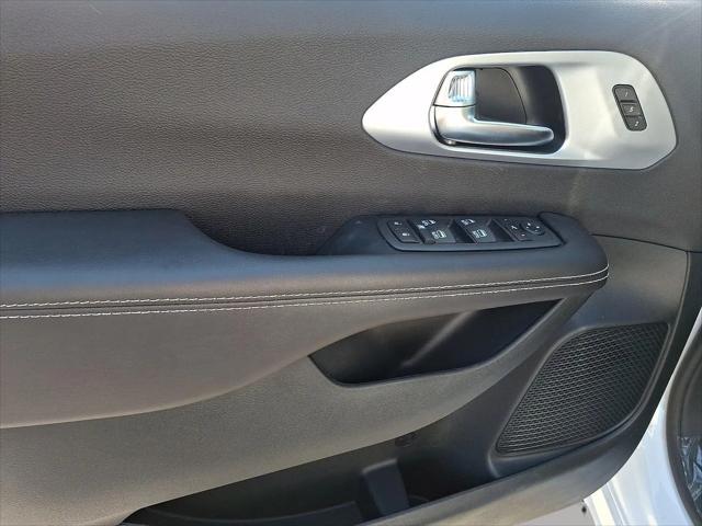 2026 Chrysler Pacifica Limited AWD