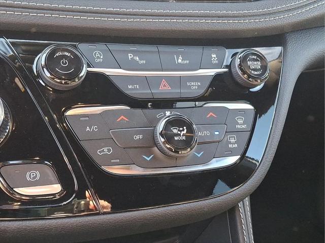 2026 Chrysler Pacifica Limited AWD