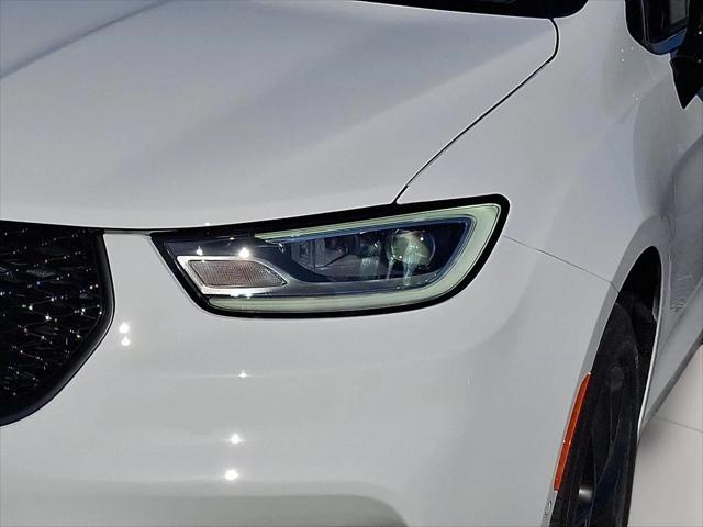 2026 Chrysler Pacifica Limited AWD