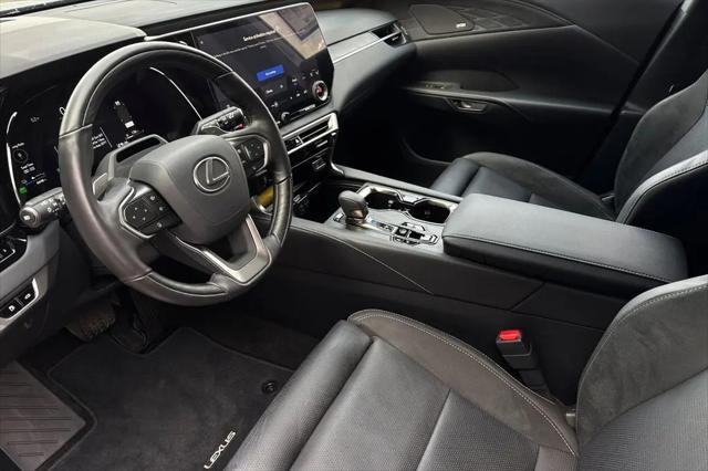 2025 Lexus RX 450h+ Luxury