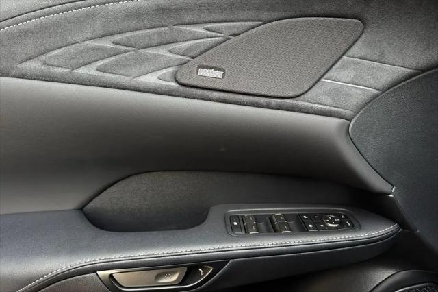 2025 Lexus RX 450h+ Luxury