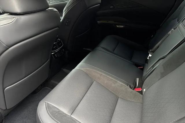 2025 Lexus RX 450h+ Luxury