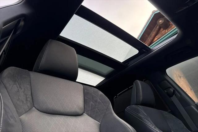 2025 Lexus RX 450h+ Luxury