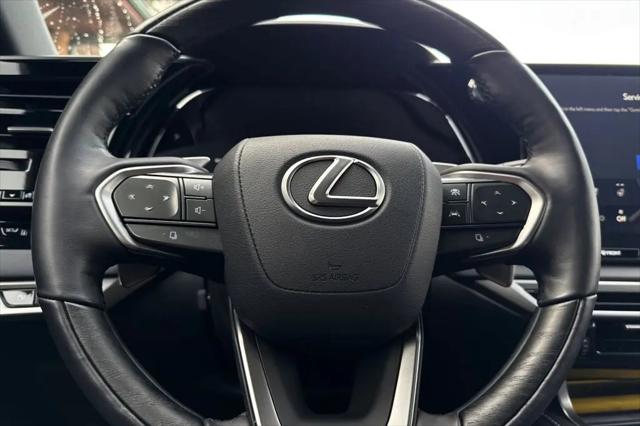 2025 Lexus RX 450h+ Luxury