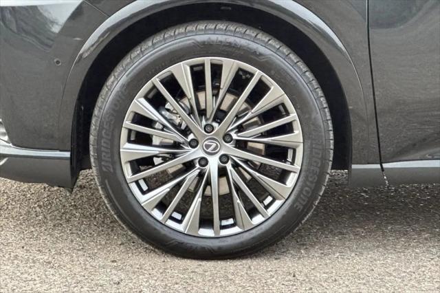 2025 Lexus RX 450h+ Luxury