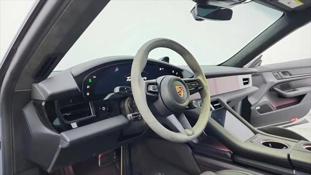 2024 Porsche Taycan GTS
