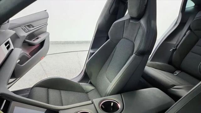 2024 Porsche Taycan GTS