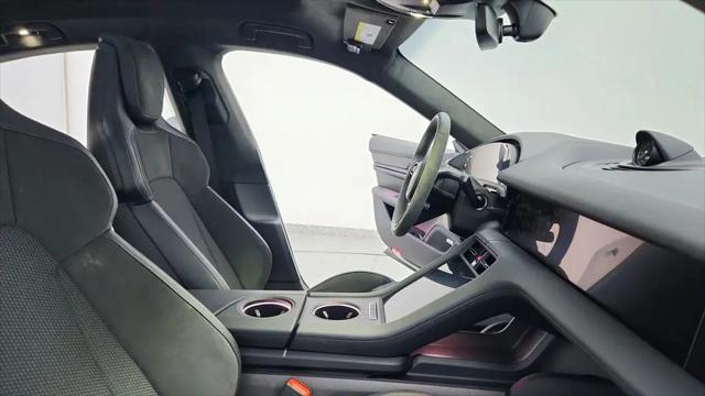 2024 Porsche Taycan GTS